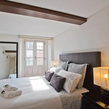 Bmyguest - Downtown Luxury Apartment